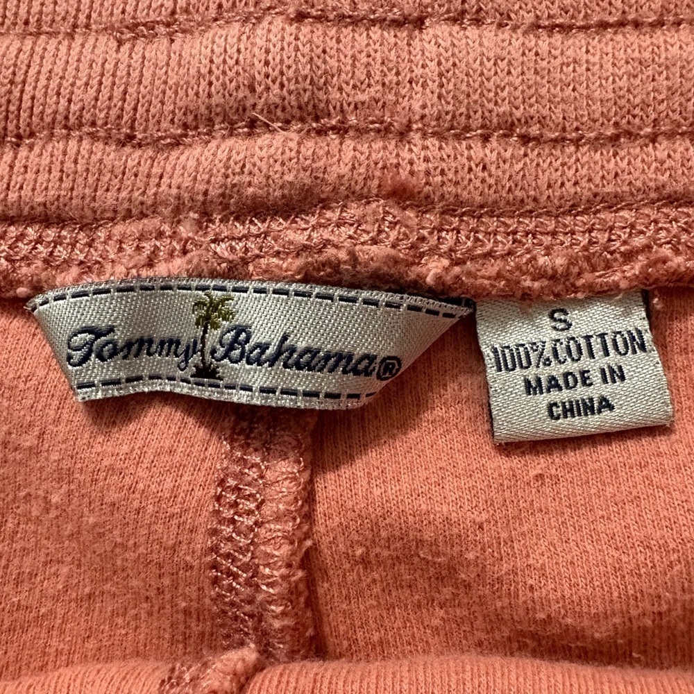 Tommy Bahama Athleisure Ribbed 100% Cotton Coral Knit 1/4 Top and Cropped Pants. - Picture 5 of 16